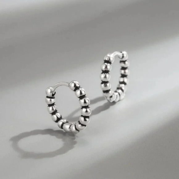 925 Sterling Silver Small Huggie Hoop Earrings Beaded Huggies - Picture 1 of 6